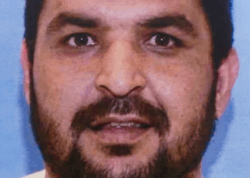 Pair of experts knock down ‘farcical’ Trump administration dodge about DC gunman