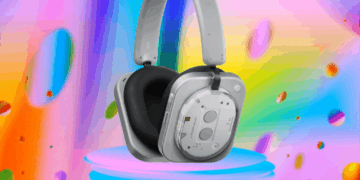 The Nothing (1) Headset Is Discounted for Black Friday