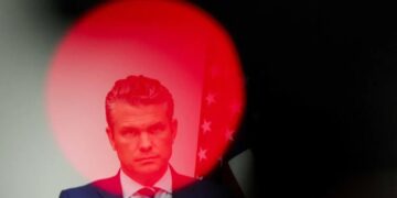 ‘Kill everybody’: Bombshell Pete Hegseth order blasted by lawmakers as ‘blatantly illegal’