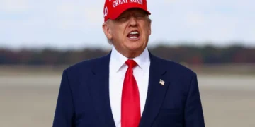 Trump advisor ought to face ‘espionage and treason’ charges: ex-GOP strategist