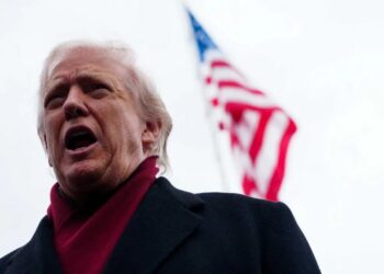 ‘Closed in its entirety!’ Trump makes major declaration on Venezuela as tensions escalate