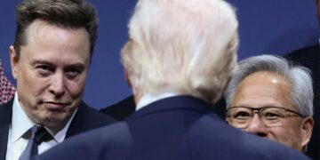 ‘Tech bros are out of control!’ Trump’s crypto czar is driving a wedge into MAGA