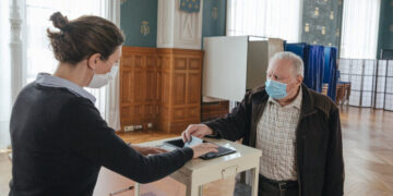 France Steps Up Fight Against Disinformation as U.S. Pulls Back, Official Says