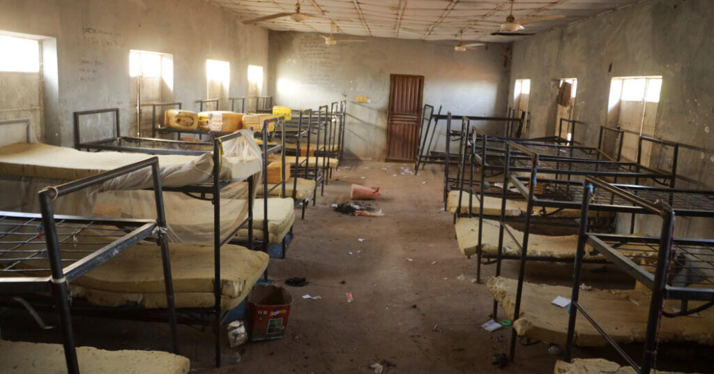 25 Girls Abducted From School in Nigeria