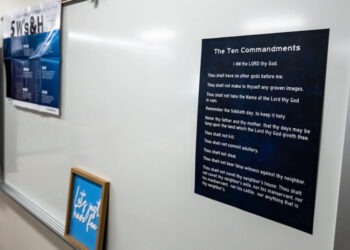 Federal Judge Orders Some Texas Schools to Remove Ten Commandment Posters