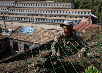 Where Mao’s Peasants Tilled the Soil, Tourists Now Pay for the View
