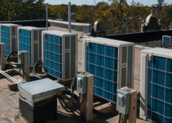 In Nebraska, Makeovers for Buildings That Don’t Price Out the Locals