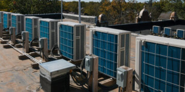 In Nebraska, Makeovers for Buildings That Don’t Price Out the Locals