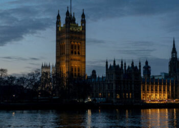 Chinese Spies Are Using LinkedIn to Target U.K. Lawmakers, MI5 Warns