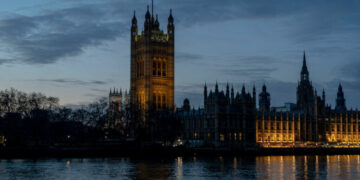 Chinese Spies Are Using LinkedIn to Target U.K. Lawmakers, MI5 Warns