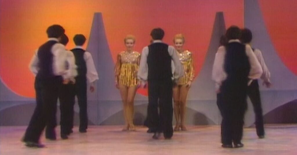 Alice and Ellen Kessler, ’60s Singing Sensations, Die at 89