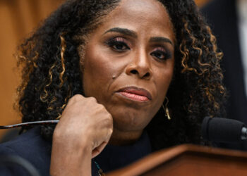 House Rejects Censuring Plaskett For Texts With Epstein In 2019