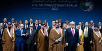 Saudi Arabia, Once Shunned, Has Corporate Titans Swooning for Deals