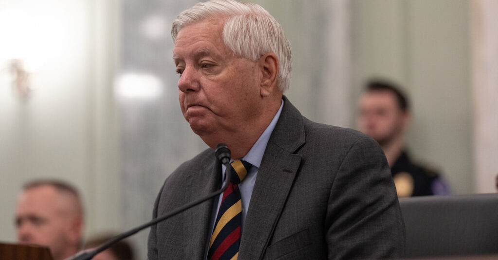 House Votes to Kill Bill Allowing Senators to Sue Government