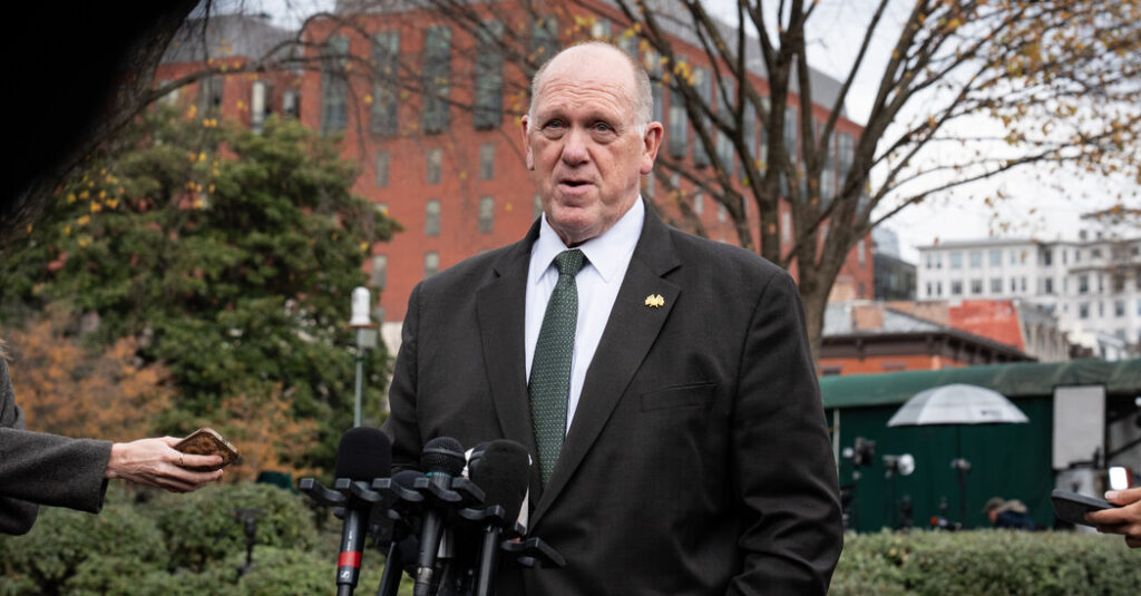 Trump’s Border Czar Threatens More Immigrant Arrests in New York City