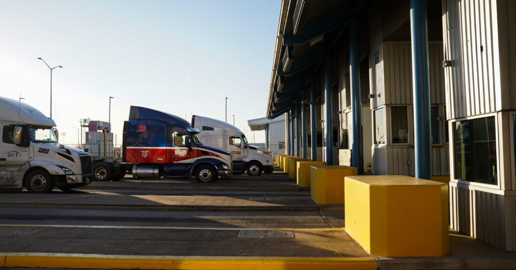 Mexico Is Not Just the U.S.’ Top Supplier. Now It Is the Top Buyer.