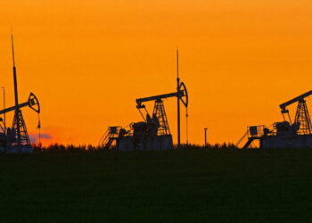 As Sanctions on Russian Oil Loom, India Prepares to End Its Buying Spree