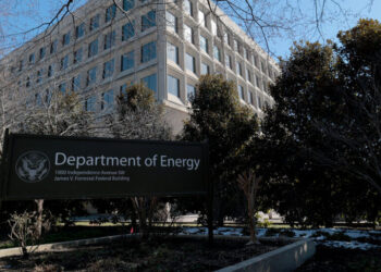 A Trump Overhaul of the Energy Dept. Breaks Up Clean Energy Offices