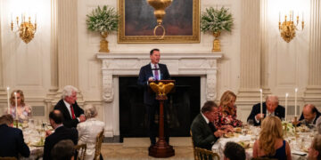 Senate Democrats Investigate Kennedy Center Deals With Trump Allies