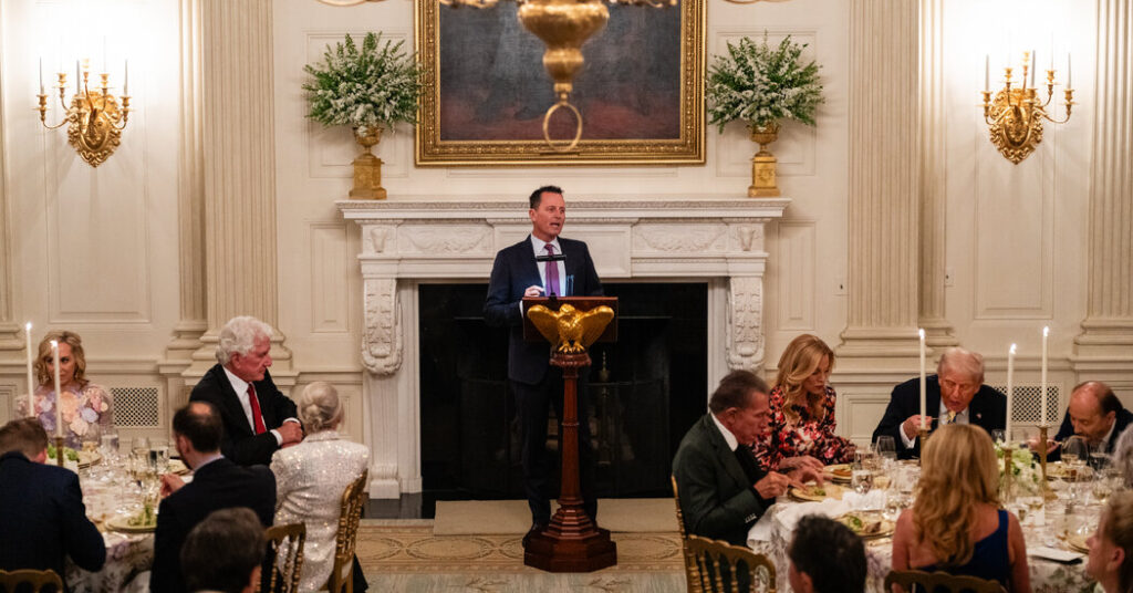 Senate Democrats Investigate Kennedy Center Deals With Trump Allies