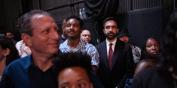 Mamdani Urges D.S.A. Not to Endorse a Challenger to Jeffries