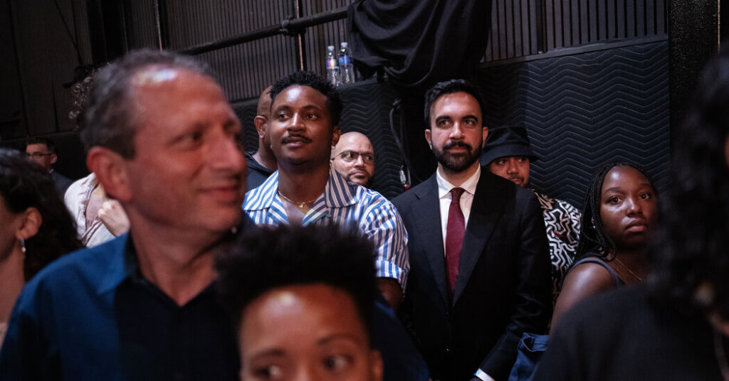 Mamdani Urges D.S.A. Not to Endorse a Challenger to Jeffries