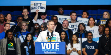 Short on Cash, D.N.C. Took Out $15 Million Loan in October