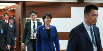 Japan’s Leader Gets Off to Rocky Start With China