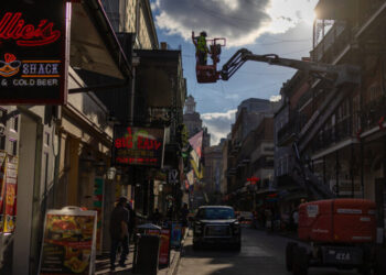 New Orleans, a City of Service Workers, Braces for an Immigration Crackdown