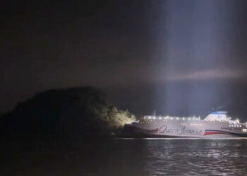 Operator Who Crashed Ferry Off South Korea Was Looking at His Phone