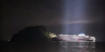 Operator Who Crashed Ferry Off South Korea Was Looking at His Phone