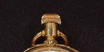 Titanic Passenger’s Pocket Watch Sells for $2.3 Million