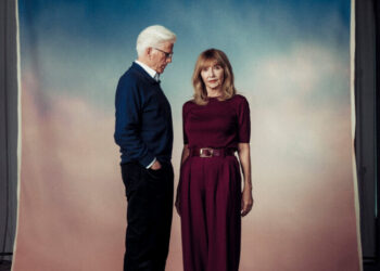 Ted Danson and Mary Steenburgen Star in a Love Story, Onscreen and Off