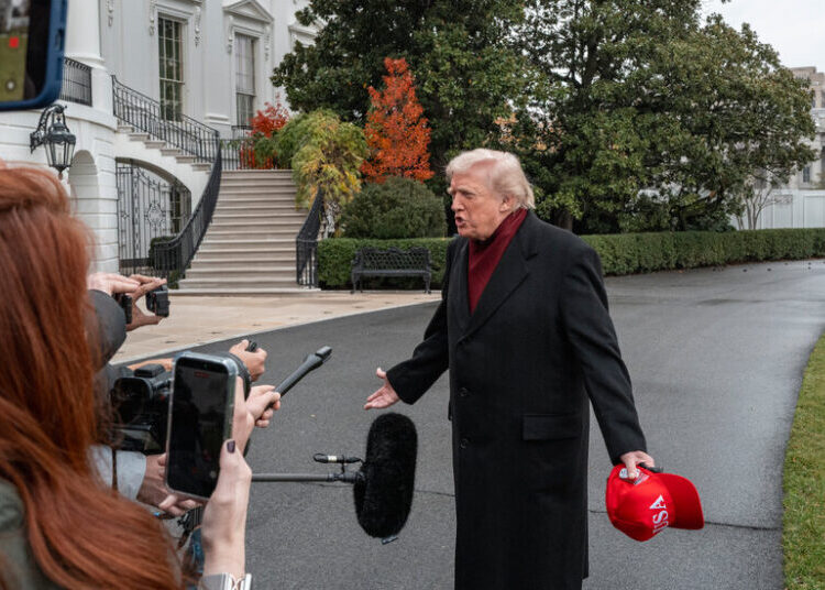 Trump Is Considering Push to Extend Obamacare Subsidies