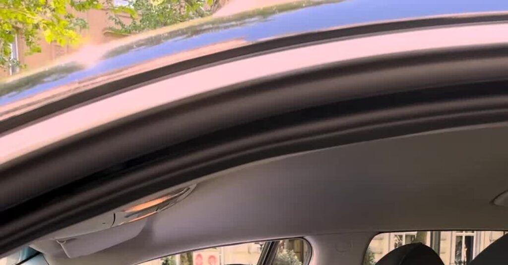 He Wants a New Start. So He Is Taking the Hardest Taxi Test in the World.