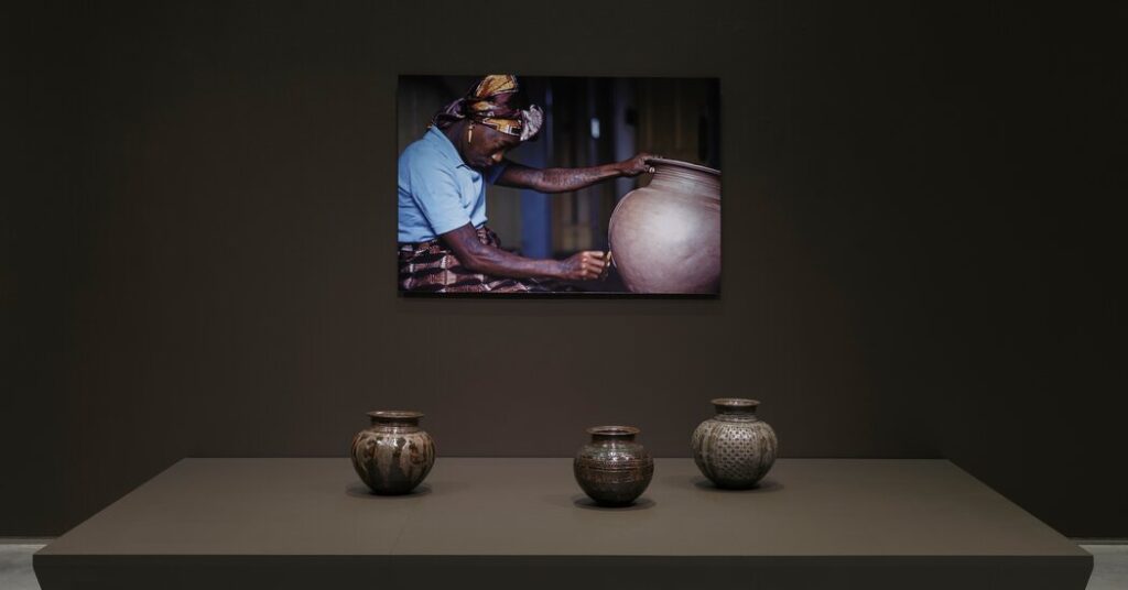 Her Face Is on a Nigerian Bank Note. But Her Work Is Rarely Seen.