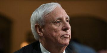 Senator Agrees to Pay Over $5 Million in Back Taxes to I.R.S.