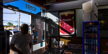 Send Troops to Venezuela? In Florida, the Question Splits a Community.