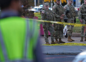 Trump Orders 500 More National Guard Members to D.C. After Shooting