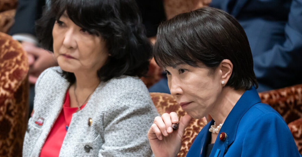 Spat With China Becomes an Asset for Japan’s New Leader