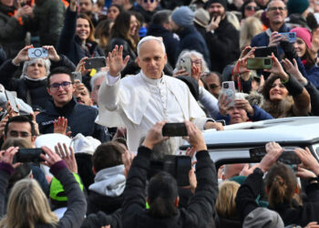 Pope Leo Set to Visit Mideast on First Trip as Pontiff