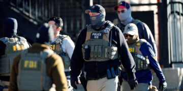 Colorado Judge Tells Immigration Agents to Stop Arrests Without Warrants