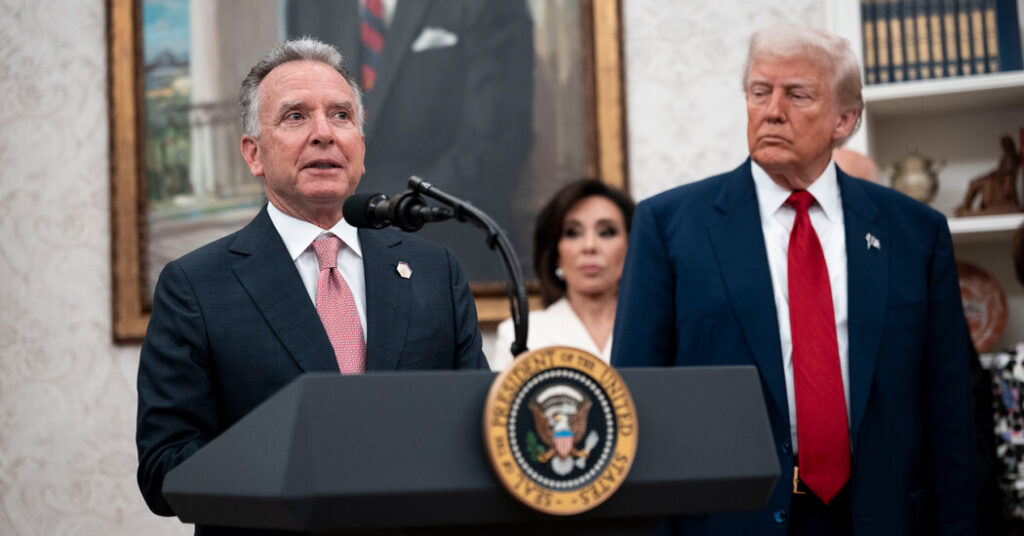 Trump Defends Envoy’s Tactics in Ukraine Negotiations