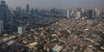 Jakarta Shoots to No. 1 in World Population Ranking From No. 33. How?