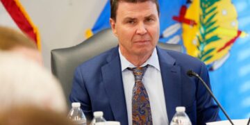 Jewish group vies to open nation’s first religious charter school