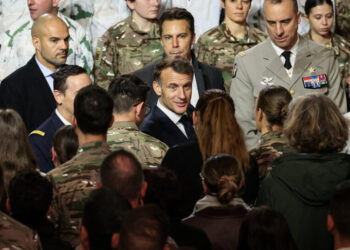 France Creates Voluntary Military Service as Europe Faces Russian Threat