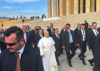 Pope Leo Visits Turkey on His First Trip as Pontiff