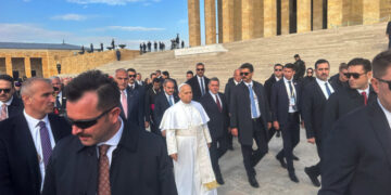Pope Leo Visits Turkey on His First Trip as Pontiff