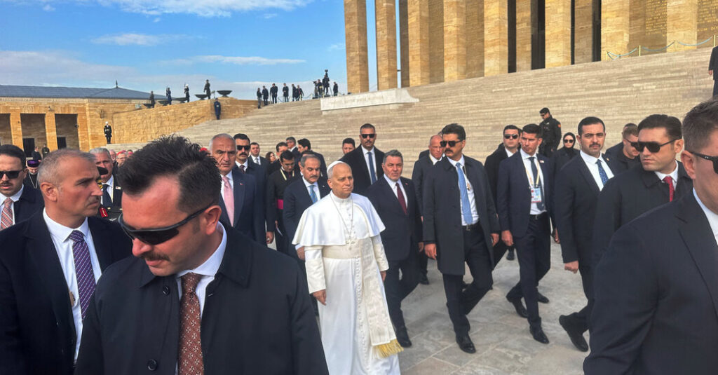 Pope Leo Visits Turkey on His First Trip as Pontiff