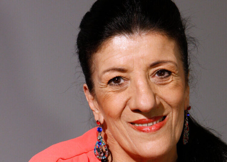 Biyouna, Algerian Star With Tart Tongue Onscreen and Off, Dies at 73